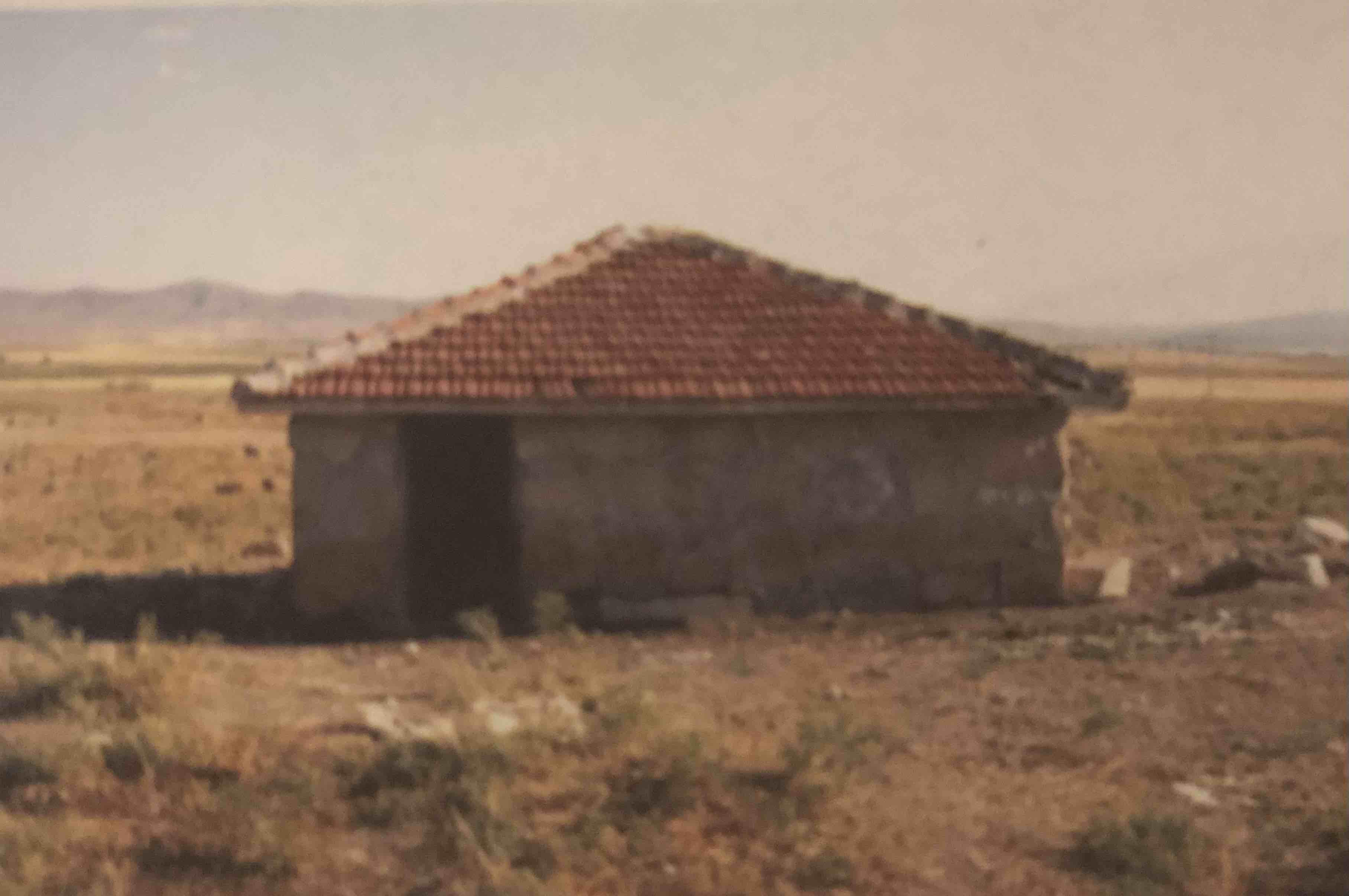 Aziz Ağa Türbesi